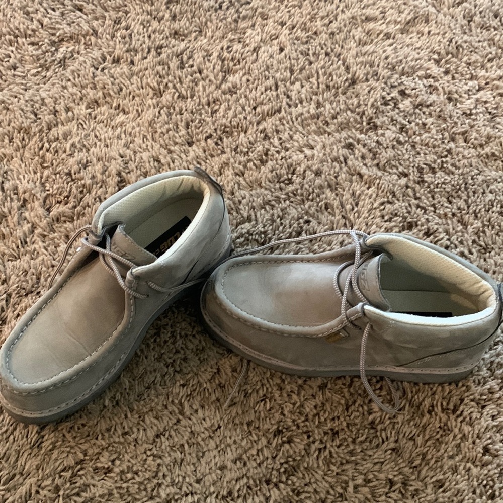 Mens lugz size 9